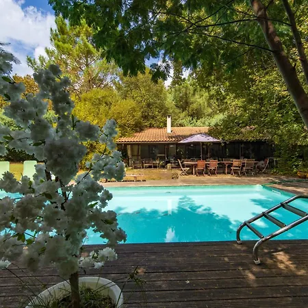 Maison Namaste Dom wakacyjny Mérignac